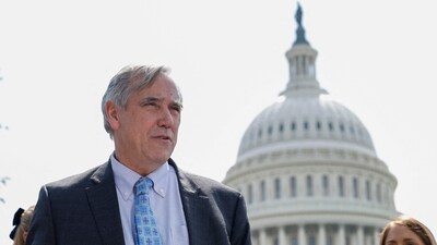 The resolution was introduced by Oregon’s Jeff Merkley (in pic) and Tennessee’s Bill Haggerty, and co-sponsored by Texas’s John Cornyn, Virginia’s Tim Kaine, and Maryland’s Chris Van Hollen. (AFP) The resolution was introduced by Oregon’s Jeff Merkley (in pic) and Tennessee’s Bill Haggerty, and co-sponsored by Texas’s John Cornyn, Virginia’s Tim Kaine, and Maryland’s Chris Van Hollen. (AFP)