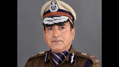 Union Public Service Commission (UPSC) has sought the service record of 1988-batch IPS officer Manoj Yadava to make it a part of the proposal sent by the state government for selection of the next director general of police. (HT File) Union Public Service Commission (UPSC) has sought the service record of 1988-batch IPS officer Manoj Yadava to make it a part of the proposal sent by the state government for selection of the next director general of police. (HT File)