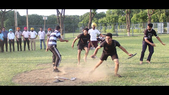 Participants in action during the heritage games at PAU, Ludhiana . (HT PHOTO)