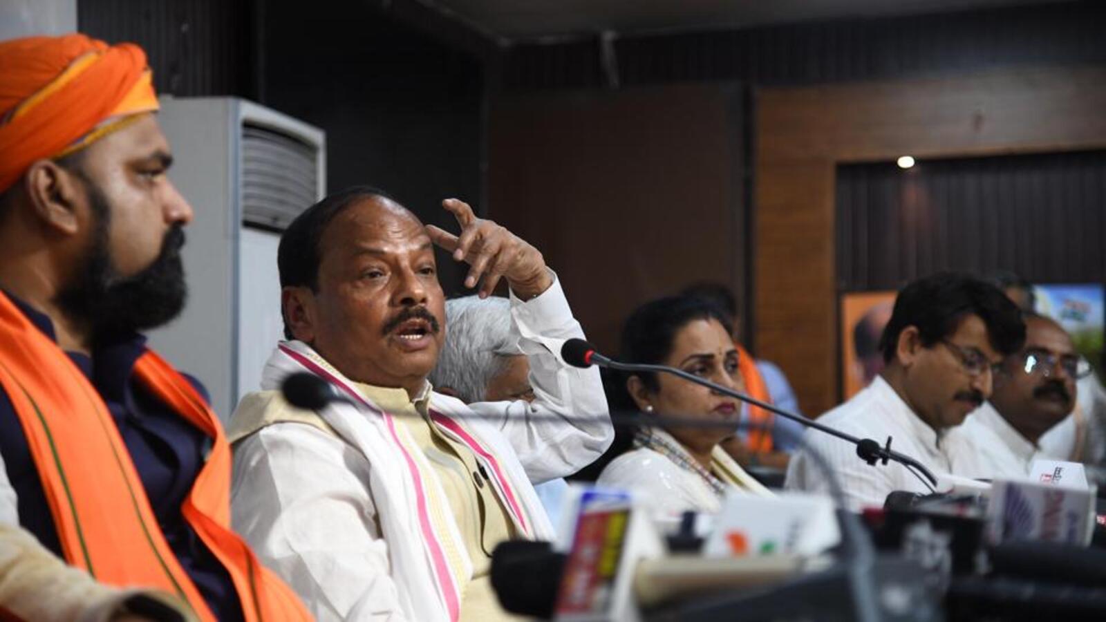BJP probe panel seeks judicial inquiry into police lathi-charge in Patna - Vimarsana News