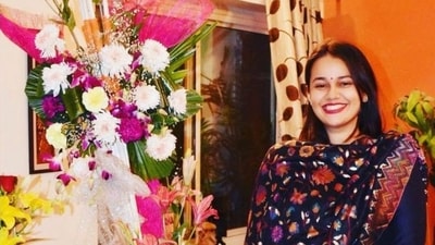 Last year, Tina Dabi married a fellow IAS officer, Dr Pradeep Gawande. Last year, Tina Dabi married a fellow IAS officer, Dr Pradeep Gawande.
