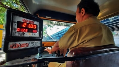 The auto fares in the app will strictly follow the government fixed auto fares and make the metro access hassle free to its users.. (HT PHOTO)