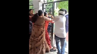 Video grab of women teachers being manhandled by protesting mob in AU on July 12. (Videograb) Video grab of women teachers being manhandled by protesting mob in AU on July 12. (Videograb)