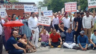 Sushant Lok 1 residents hold protest against poor civic amenities