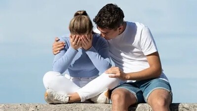 Often after setting a boundary, we apologise excessively for the same. When we are not guilty, and yet we apologise, it can undermine our assertiveness. (Unsplash) Often after setting a boundary, we apologise excessively for the same. When we are not guilty, and yet we apologise, it can undermine our assertiveness. (Unsplash)
