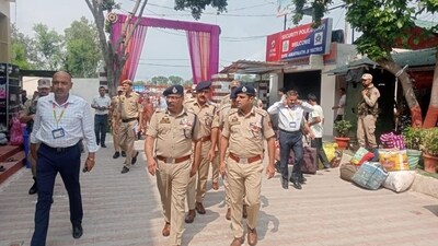 After the incident, a large number of people staged a protest at the police station, following which the police registered a case. (HT/ Representative image) After the incident, a large number of people staged a protest at the police station, following which the police registered a case. (HT/ Representative image)