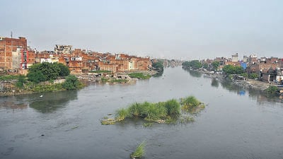 Hindon in Noida on Monday. The river originates in the Shivalik ranges and flows into Ghaziabad and Gautam Budh Nagar from where it merges with Yamuna. (Sunil Ghosh/HT Photo) Hindon in Noida on Monday. The river originates in the Shivalik ranges and flows into Ghaziabad and Gautam Budh Nagar from where it merges with Yamuna. (Sunil Ghosh/HT Photo)