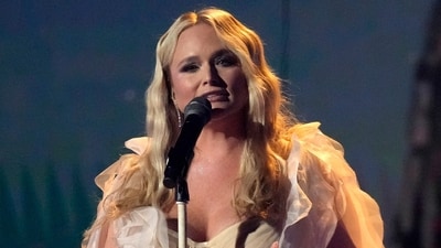 Miranda Lambert has been slammed by fans for calling out some women taking selfies during her concert (AP Photo/Chris Pizzello) (AP) Miranda Lambert has been slammed by fans for calling out some women taking selfies during her concert (AP Photo/Chris Pizzello) (AP)