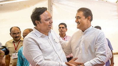 Mumbai, India - July 17, 2023: Praful Patel Member of Rajya Sabha and Ashish Shelar Member of the Maharashtra Assembly at Vidhan Bhavan during first day of the monsoon session in Mumbai, India, on Monday, July 17, 2023. (Photo by Satish Bate/ Hindustan Times) (Hindustan Times) Mumbai, India - July 17, 2023: Praful Patel Member of Rajya Sabha and Ashish Shelar Member of the Maharashtra Assembly at Vidhan Bhavan during first day of the monsoon session in Mumbai, India, on Monday, July 17, 2023. (Photo by Satish Bate/ Hindustan Times) (Hindustan Times)