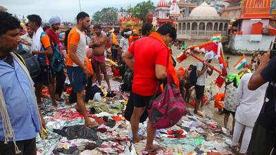 Officials said normally 200-300 metric tonnes of waste is generated daily in Haridwar. (HT PHOTO)