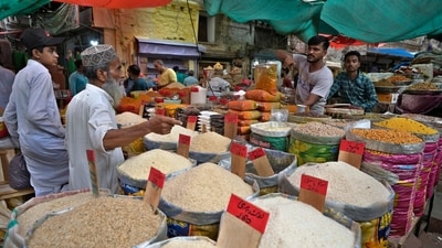 Karachi has witnessed a surge of ₹200 in the price of a 20kg bag of flour, increasing the rates to ₹3,200. (AP) Karachi has witnessed a surge of ₹200 in the price of a 20kg bag of flour, increasing the rates to ₹3,200. (AP)