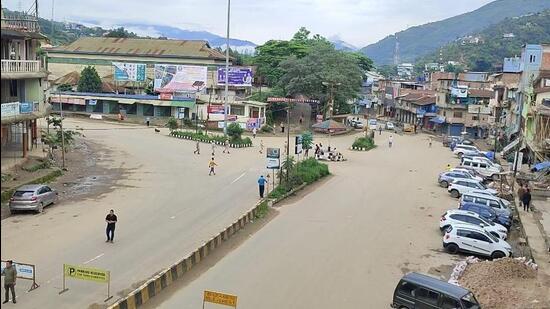 The shutdown was enforced from 6am in Chandel,Noney,Senapati,Tamenglong and Ukhrul districts. (HT photo)