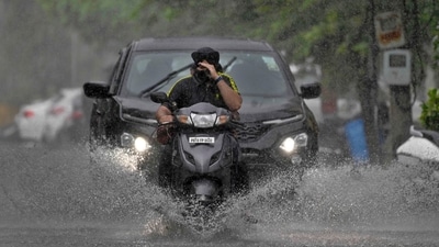 The IMD issued a “yellow” alert over the coastal districts of Dakshina Kannada, Udupi and Uttara Kannada on Monday. (Gurpreet Singh/HT) The IMD issued a “yellow” alert over the coastal districts of Dakshina Kannada, Udupi and Uttara Kannada on Monday. (Gurpreet Singh/HT)