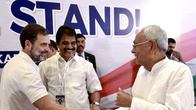 Congress leader Rahul Gandhi with Bihar chief minister Nitish Kumar. (ANI)