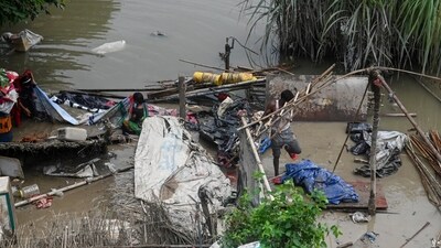 Several low-lying areas of the national capital continued to grapple with a flood-like situation. (Raj K Raj/ Hindustan Times) Several low-lying areas of the national capital continued to grapple with a flood-like situation. (Raj K Raj/ Hindustan Times)