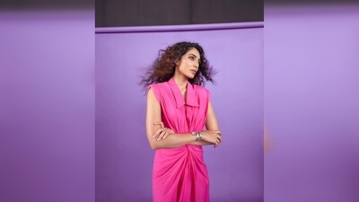 Sobhita Dhulipala promoted her series Made in Heaven 2 in this pink ‘deconstructed tehmat dress’ from Rishta by Arjun Saluja. (Instagram/@sobhitad) Sobhita Dhulipala promoted her series Made in Heaven 2 in this pink ‘deconstructed tehmat dress’ from Rishta by Arjun Saluja. (Instagram/@sobhitad)