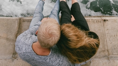 Enhances Communication: Listening actively can make the other person feel respected and validated. It creates an open and safe space for effective communication. (Unsplash) Enhances Communication: Listening actively can make the other person feel respected and validated. It creates an open and safe space for effective communication. (Unsplash)