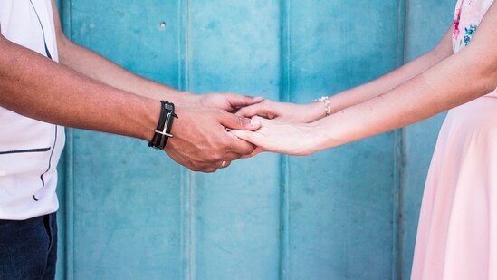 Heightens Respect: Listening is the key to a healthy relationship. When you lend your ears passionately, your partner can see that you value their opinions and that builds more respect between the two.&nbsp;(Unsplash)