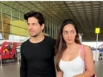 Sidharth Malhotra, Kiara Advani's weekday casuals are proof that less is more Sidharth Malhotra, Kiara Advani's weekday casuals are proof that less is more