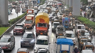 The IMD also issued “heavy rain” and “thunderstorm” warnings over several places in the southern state. (Photo by Vijay Bate/HT Photo/For representation) The IMD also issued “heavy rain” and “thunderstorm” warnings over several places in the southern state. (Photo by Vijay Bate/HT Photo/For representation)