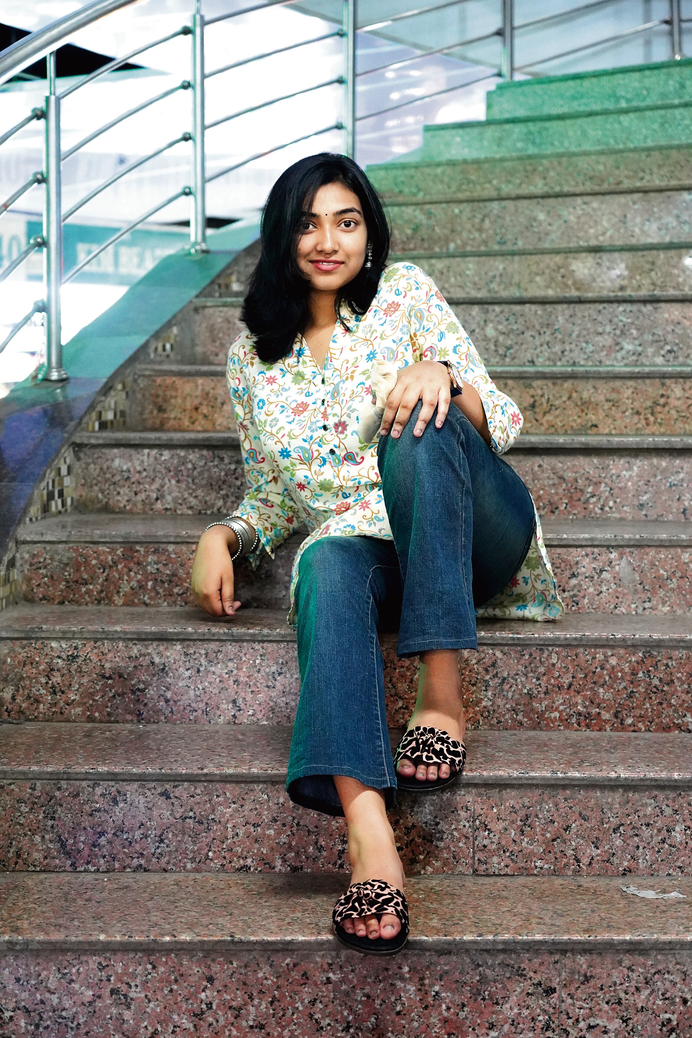 Isha Yadav, a student of LSR, plays up the print game at Palika Bazar. (Photo: Gokul VS/HT) Isha Yadav, a student of LSR, plays up the print game at Palika Bazar. (Photo: Gokul VS/HT)