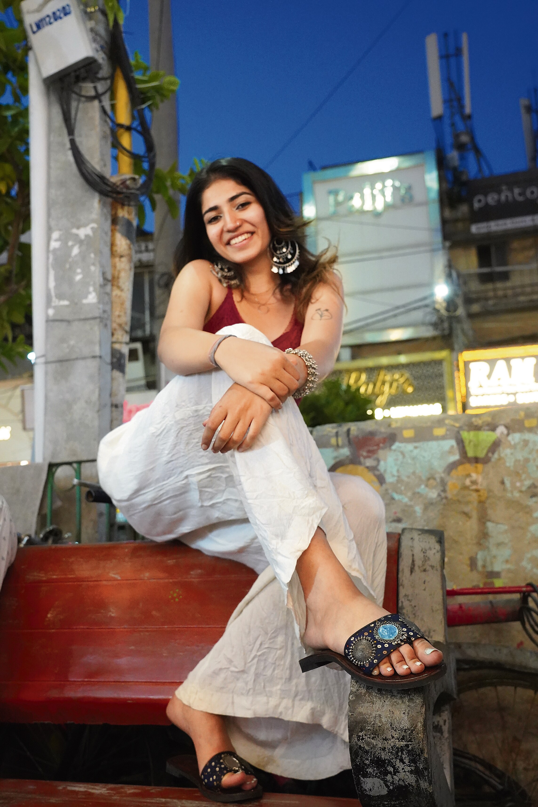 Pranati Singh, a student of JMC, invests in leather slipons at Lajpat Nagar. (Photo: Gokul VS/HT) Pranati Singh, a student of JMC, invests in leather slipons at Lajpat Nagar. (Photo: Gokul VS/HT)