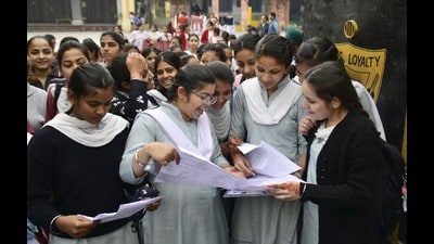 ‘Learning by doing’ programme begins in 1772 schools in U.P (pic for representation) ‘Learning by doing’ programme begins in 1772 schools in U.P (pic for representation)