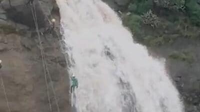 As a preventive step against untoward accidents, Bhor sub-divisional officer Rajendra Kachare has issued an order prohibiting tourist activities at Madhe Ghat area of Velhe taluka in Pune district. (HT)