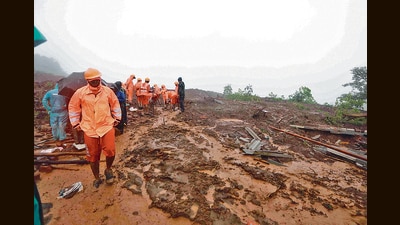 Navi Mumbai, India - July 19, 2023 Team reaching the landslide area for rescue at Raigad Irshalwadi Chowk in Navi Mumbai, India, on Wednesday, July 19, 2023. (Photo by Bachchan Kumar/ HT PHOTO) (HT PHOTO) Navi Mumbai, India - July 19, 2023 Team reaching the landslide area for rescue at Raigad Irshalwadi Chowk in Navi Mumbai, India, on Wednesday, July 19, 2023. (Photo by Bachchan Kumar/ HT PHOTO) (HT PHOTO)