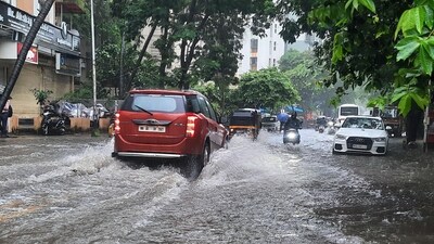 After rain in water logging at market area in Thane, in Thane , in Mumbai, India, on,Tuesday, July, 18, 2023. ( Praful Gangurde / HT Photo ) After rain in water logging at market area in Thane, in Thane , in Mumbai, India, on,Tuesday, July, 18, 2023. ( Praful Gangurde / HT Photo )
