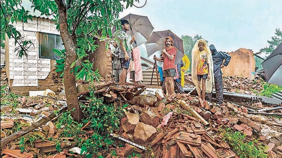At present, 25 families of Taliye village are living in 25 containers which were transported from Mumbai as temporary accommodation. One container is being used as a school. The district official said that other families had moved to Mahad, Mumbai and Surat. (Hindustan Times)