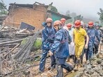 Volunteers carrying out rescue operation in Raigad. Volunteers carrying out rescue operation in Raigad.