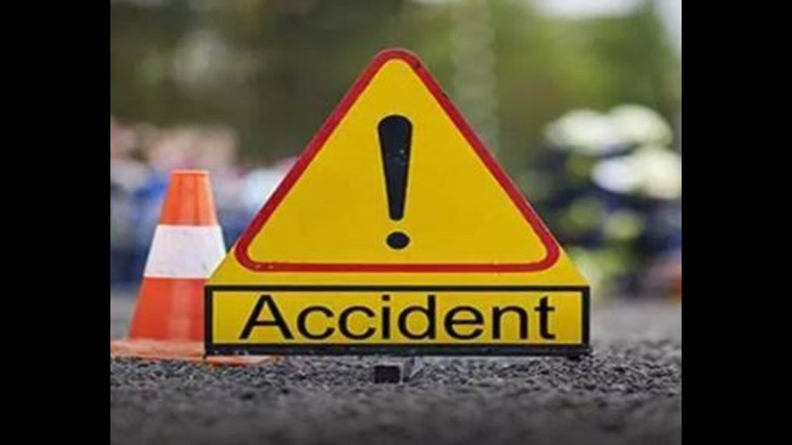 Chandigarh: 6 injured as car on wrong side collides with another in Sector 50 - Vimarsana News