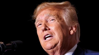 Former U.S. President and Republican presidential candidate Donald Trump speaks at a campaign event in Council Bluffs, Iowa, (REUTERS)