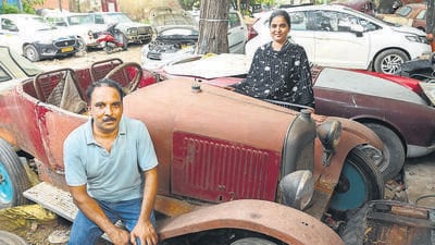 Kaleem Khan with his wife Shagufta at their Okhla workshop in Delhi on Friday. (Vipin Kumar/HT) Kaleem Khan with his wife Shagufta at their Okhla workshop in Delhi on Friday. (Vipin Kumar/HT)