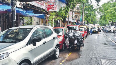 Mumbai, India – July 20, 2023: A view of Badu Genu Road, Dava Bazaar area, in Mumbai, India, on Friday, July 20, 2023. (Photo by Bhushan Koyande/HT Photo) Mumbai, India – July 20, 2023: A view of Badu Genu Road, Dava Bazaar area, in Mumbai, India, on Friday, July 20, 2023. (Photo by Bhushan Koyande/HT Photo)