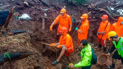 Officials said that CM Shinde also announced an ex-gratia of <span class='webrupee'>₹</span>5 lakh to the families of the deceased. (PTI) Officials said that CM Shinde also announced an ex-gratia of <span class='webrupee'>₹</span>5 lakh to the families of the deceased. (PTI)