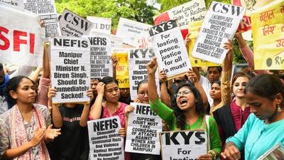 Students from various organisations stage a protest against the ongoing Manipur violence, at Jantar Mantar, in New Delhi on Friday. (ANI) Students from various organisations stage a protest against the ongoing Manipur violence, at Jantar Mantar, in New Delhi on Friday. (ANI)