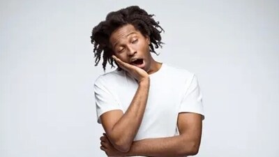 In anxiety, we often need to hyperventilate – the feeling that we need to breathe more. This causes us to yawn constantly. (Unsplash) In anxiety, we often need to hyperventilate – the feeling that we need to breathe more. This causes us to yawn constantly. (Unsplash)