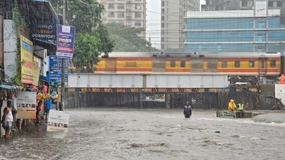 Waterlogging in a subway due to heavy rain in Andheri, Mumbai, on Friday. IMD Mumbai on Friday morning predicted "heavy rainfall in the city and suburbs with possibility of very heavy rainfall at isolated places" with occasional gusty winds reaching 45-55 kmph, for 24 hours. (Vijay Bate/ Hindustan Times) Waterlogging in a subway due to heavy rain in Andheri, Mumbai, on Friday. IMD Mumbai on Friday morning predicted "heavy rainfall in the city and suburbs with possibility of very heavy rainfall at isolated places" with occasional gusty winds reaching 45-55 kmph, for 24 hours. (Vijay Bate/ Hindustan Times)