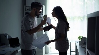 Why not learn from our mistakes and make this time different and this relationship last? (Unsplash) Why not learn from our mistakes and make this time different and this relationship last? (Unsplash)