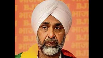 The Punjab vigilance bureau (VB) is all set to grill former finance minister Manpreet Badal on Monday for alleged irregularities in the purchase of a property in the prime location in Bathinda . The Punjab vigilance bureau (VB) is all set to grill former finance minister Manpreet Badal on Monday for alleged irregularities in the purchase of a property in the prime location in Bathinda .