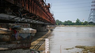 The Yamuna river in New Delhi on Thursday. (Hindustan Times) The Yamuna river in New Delhi on Thursday. (Hindustan Times)