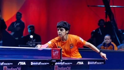 Archana Kamath played her top game and won 2-1 against her compatriot Sreeja Akula. Archana Kamath played her top game and won 2-1 against her compatriot Sreeja Akula.