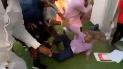 Vice-chancellor Rajesh Singh and officiating registrar Ajay Singh, three-four ABVP members and some policemen were injured in the ruckus Vice-chancellor Rajesh Singh and officiating registrar Ajay Singh, three-four ABVP members and some policemen were injured in the ruckus