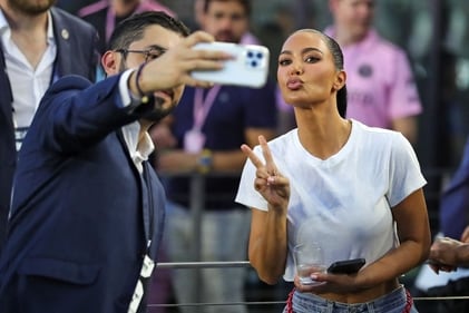 FORT LAUDERDALE, FLORIDA - JULY 21: (Right) Celebrity Kim Kardashian poses during the Leagues Cup 2023 match between Cruz Azul and Inter Miami CF at DRV PNK Stadium on July 21, 2023 in Fort Lauderdale, Florida. Megan Briggs/Getty Images/AFP (Photo by Megan Briggs / GETTY IMAGES NORTH AMERICA / Getty Images via AFP) (Getty Images via AFP) FORT LAUDERDALE, FLORIDA - JULY 21: (Right) Celebrity Kim Kardashian poses during the Leagues Cup 2023 match between Cruz Azul and Inter Miami CF at DRV PNK Stadium on July 21, 2023 in Fort Lauderdale, Florida. Megan Briggs/Getty Images/AFP (Photo by Megan Briggs / GETTY IMAGES NORTH AMERICA / Getty Images via AFP) (Getty Images via AFP)