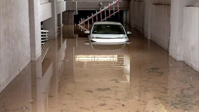 Union Home Minister Amit Shah on Sunday spoke to Gujarat Chief Minister Bhupendra Patel and enquired about the flood-like situation occurring in various parts of the state due to recent heavy rainfall.&nbsp; (ANI)