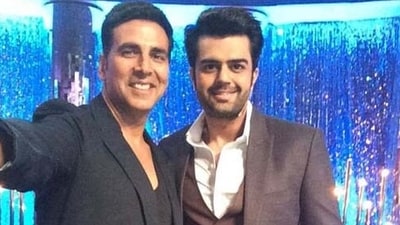 When Akshay Kumar told Maniesh Paul to shut up during an award show. When Akshay Kumar told Maniesh Paul to shut up during an award show.