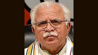 On the demand of compensation to farmers who lost their crops due to the floods, chief minister Manohar Lal Khattar said an online portal (e-kshatipurti) has been launched so that the affected farmers could report their losses and claims could be verified by district-level officials within a week and process to disburse compensation will start soon after. (HT File Photo) On the demand of compensation to farmers who lost their crops due to the floods, chief minister Manohar Lal Khattar said an online portal (e-kshatipurti) has been launched so that the affected farmers could report their losses and claims could be verified by district-level officials within a week and process to disburse compensation will start soon after. (HT File Photo)
