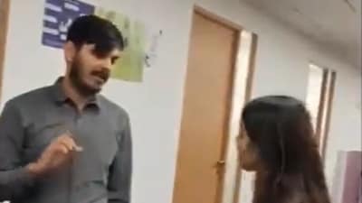 Screengrab from video showing Byju's employees having heated argument. (Twitter/ @gharkekalesh) Screengrab from video showing Byju's employees having heated argument. (Twitter/ @gharkekalesh)